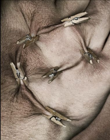 Latin alphabet with clothespins (26 photos)