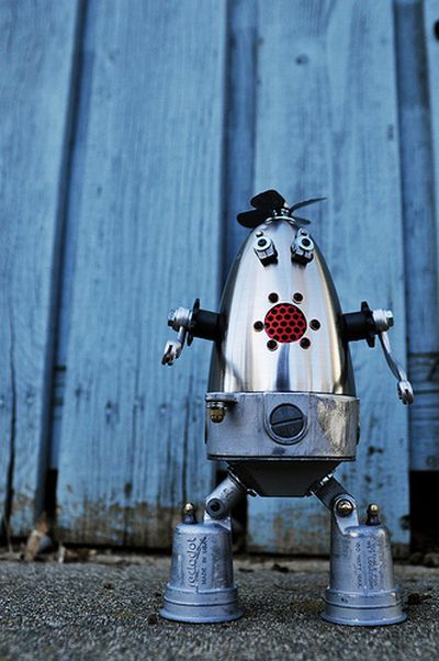 Splendid homemade robots (14 photos)