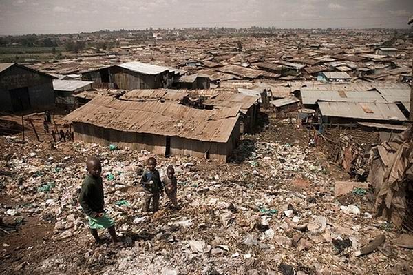 Places where no one would like to live (25 photos)