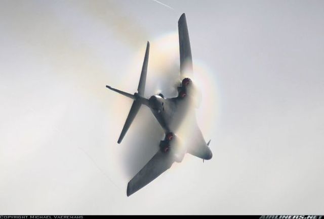 Great pictures of planes (21 photos)