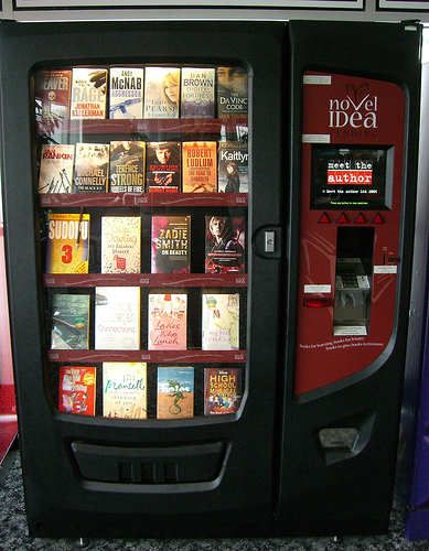 We can buy anything in vending machines (17 photos)