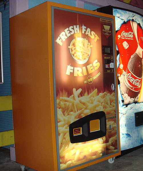 We can buy anything in vending machines (17 photos)