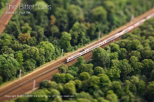 World of little people. Great pictures done with a tilt-shift technique (60 photos)