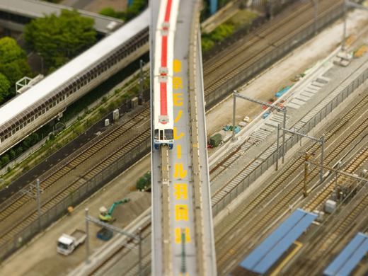 World of little people. Great pictures done with a tilt-shift technique (60 photos)