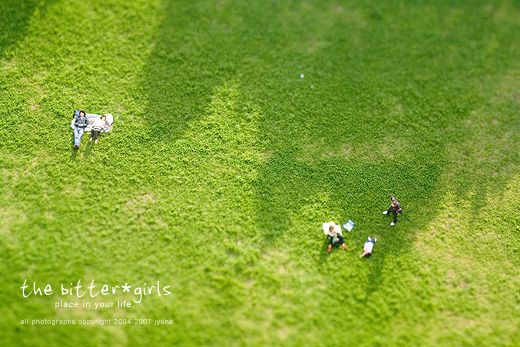 World of little people. Great pictures done with a tilt-shift technique (60 photos)