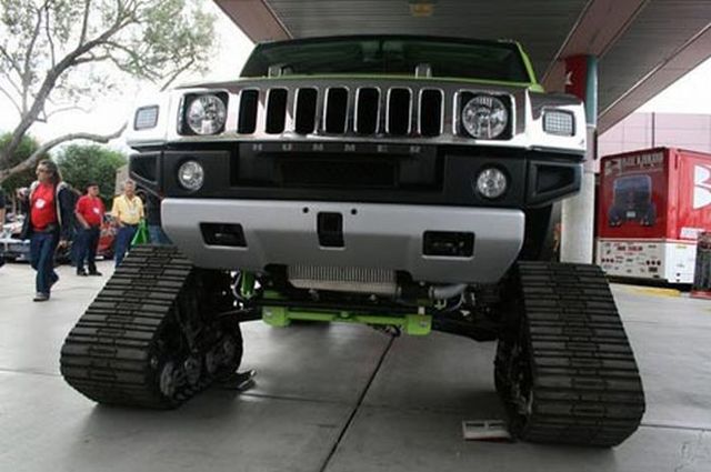 Hummer-tank (6 photos)