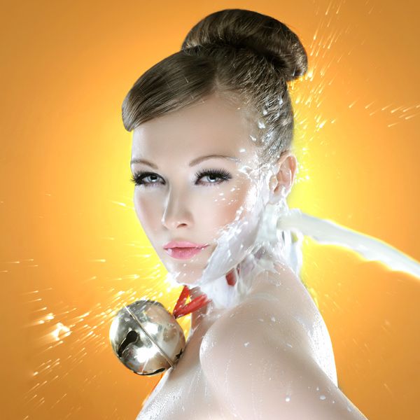 Excellent milk ad with pretty girls (11 photos)