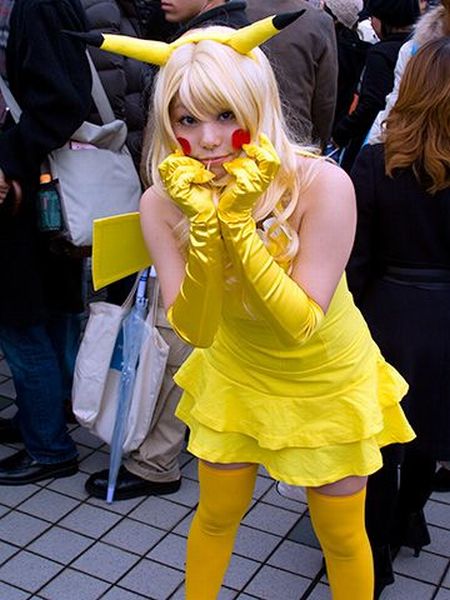 Pikachu girls (20 photos)