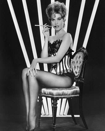 Pin-Up celebrities (50 photos)