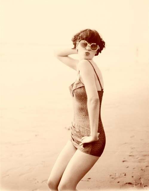 Pin-Up celebrities (50 photos)