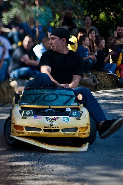 Most funny and unusual race (35 photos)