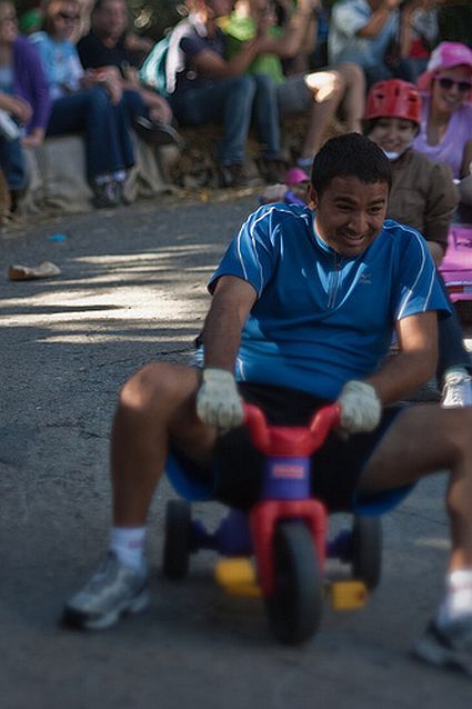 Most funny and unusual race (35 photos)