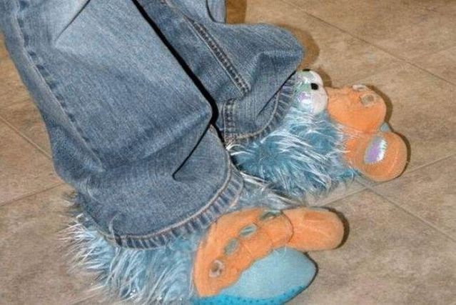 Selection of unusual slippers (18 photos)