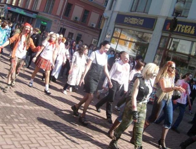 Zombie march in Moscow (10 photos)