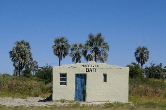 Funny African Bar Names (10 pics) Funny African Bar Names (10 pics)