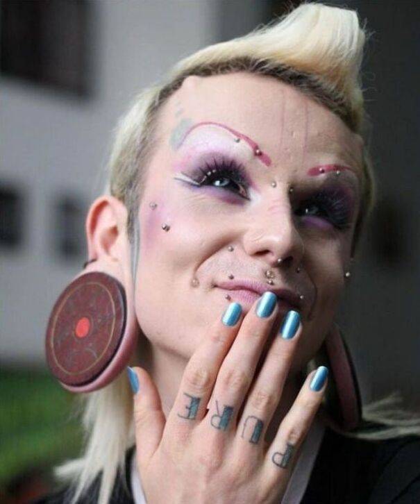 20 Hilarious Goth Fails (20 pics)