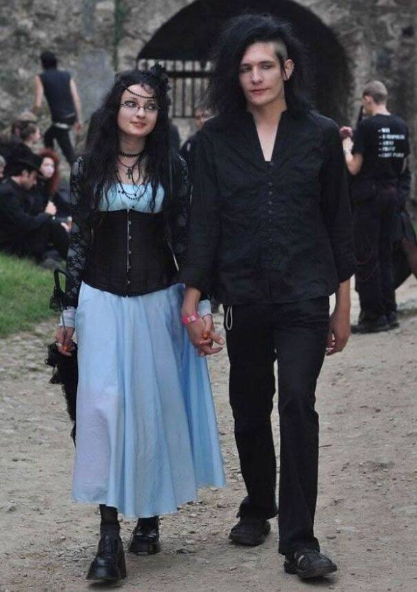 20 Hilarious Goth Fails (20 pics)
