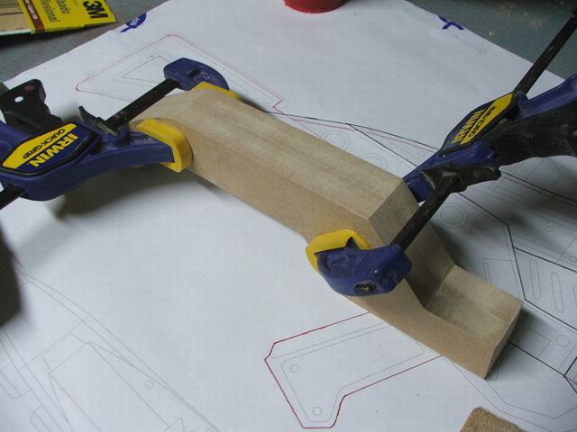 Awesome Mass Effect Rifle Replica (61 pics) Awesome Mass Effect Rifle Replica (61 pics)