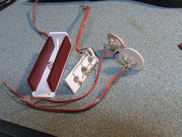 Awesome Mass Effect Rifle Replica (61 pics) Awesome Mass Effect Rifle Replica (61 pics)