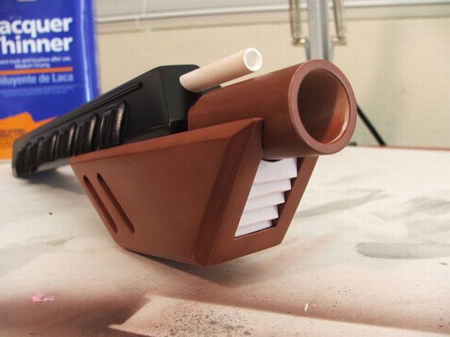 Awesome Mass Effect Rifle Replica (61 pics) Awesome Mass Effect Rifle Replica (61 pics)