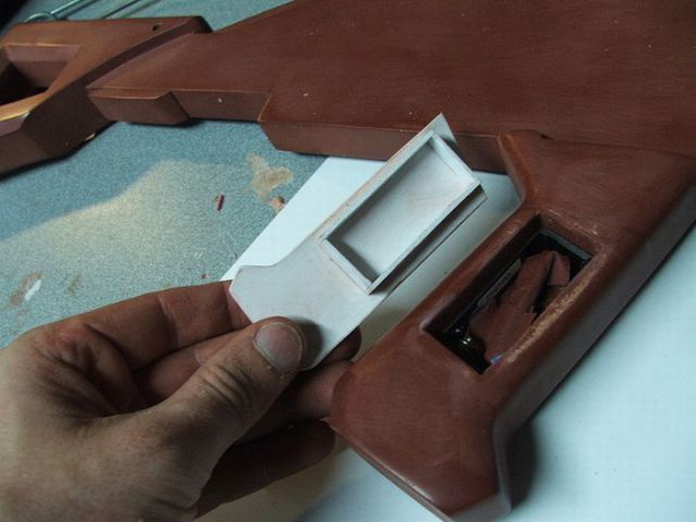 Awesome Mass Effect Rifle Replica (61 pics) Awesome Mass Effect Rifle Replica (61 pics)