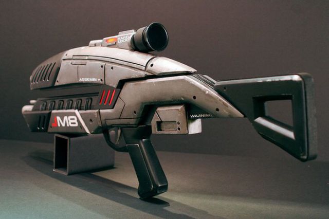 Awesome Mass Effect Rifle Replica (61 pics) Awesome Mass Effect Rifle Replica (61 pics)