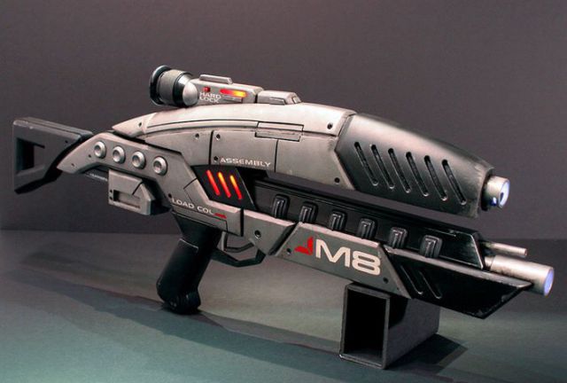 Awesome Mass Effect Rifle Replica (61 pics) Awesome Mass Effect Rifle Replica (61 pics)