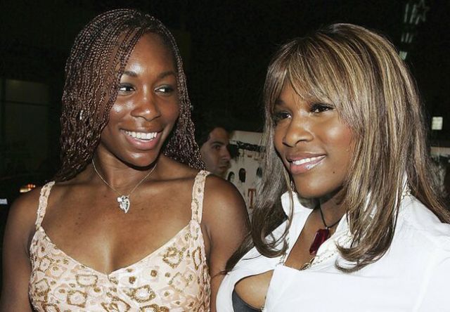 Celebrities and Their Siblings (84 pics)