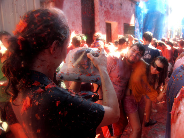 Tomato Fight (64 pics)