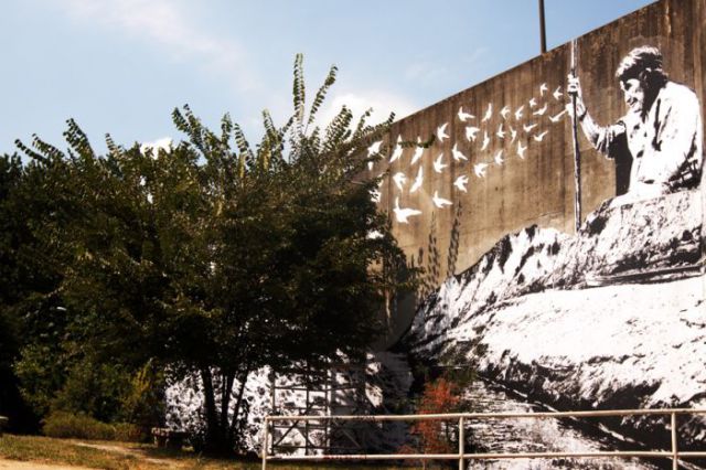 Real Wall Art (11 pics)